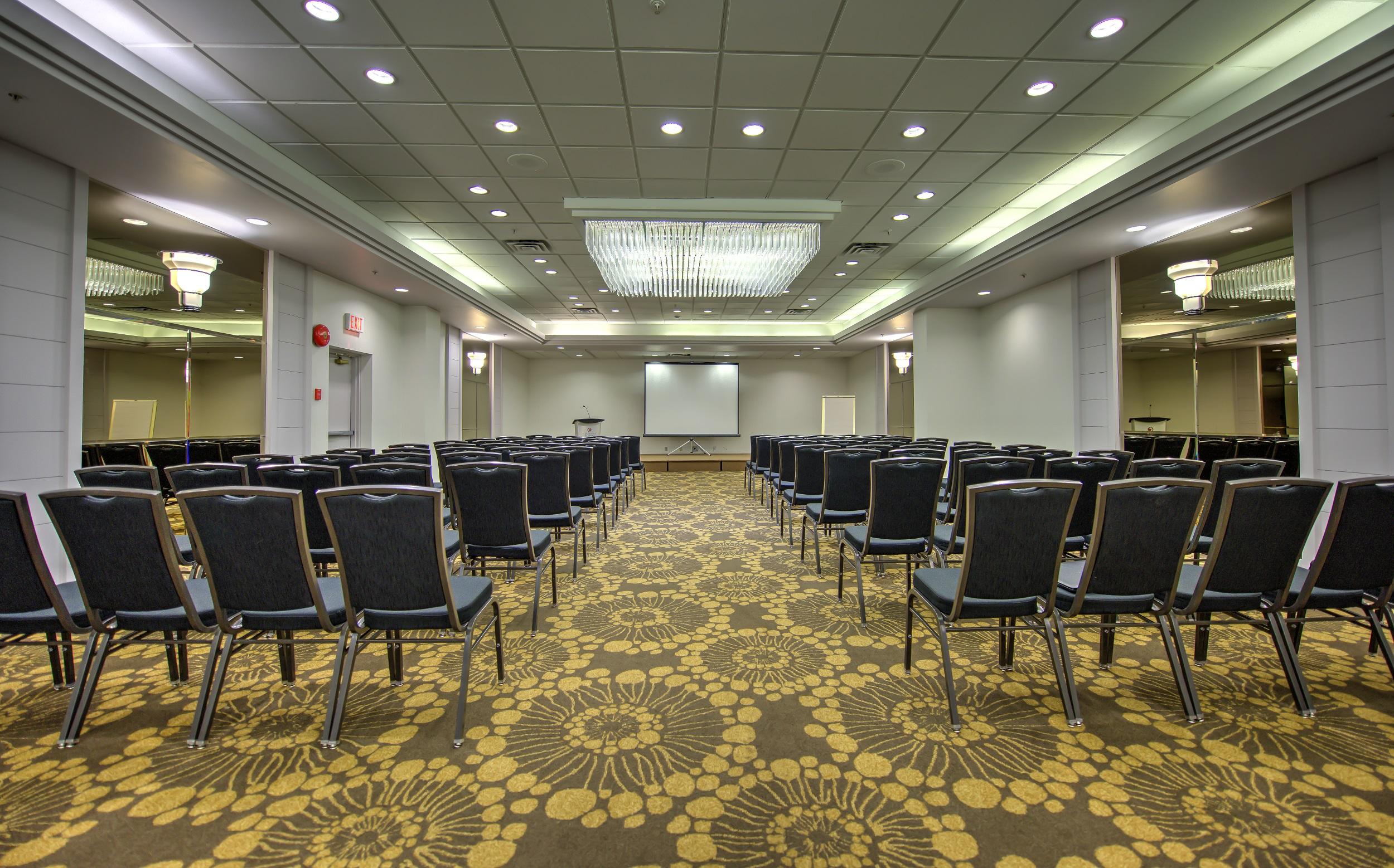 Executive Suites Hotel & Conference Center, Metro Vancouver Бернаби Экстерьер фото