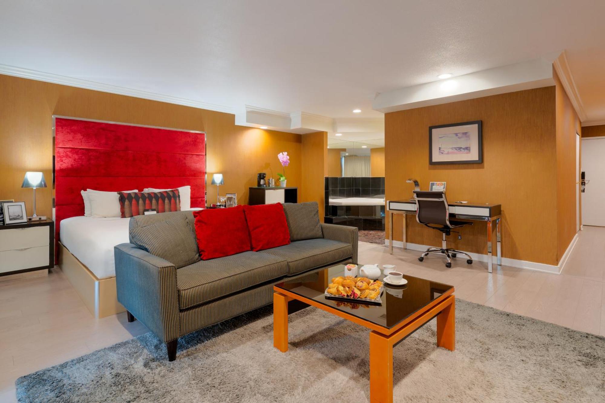 Executive Suites Hotel & Conference Center, Metro Vancouver Бернаби Экстерьер фото