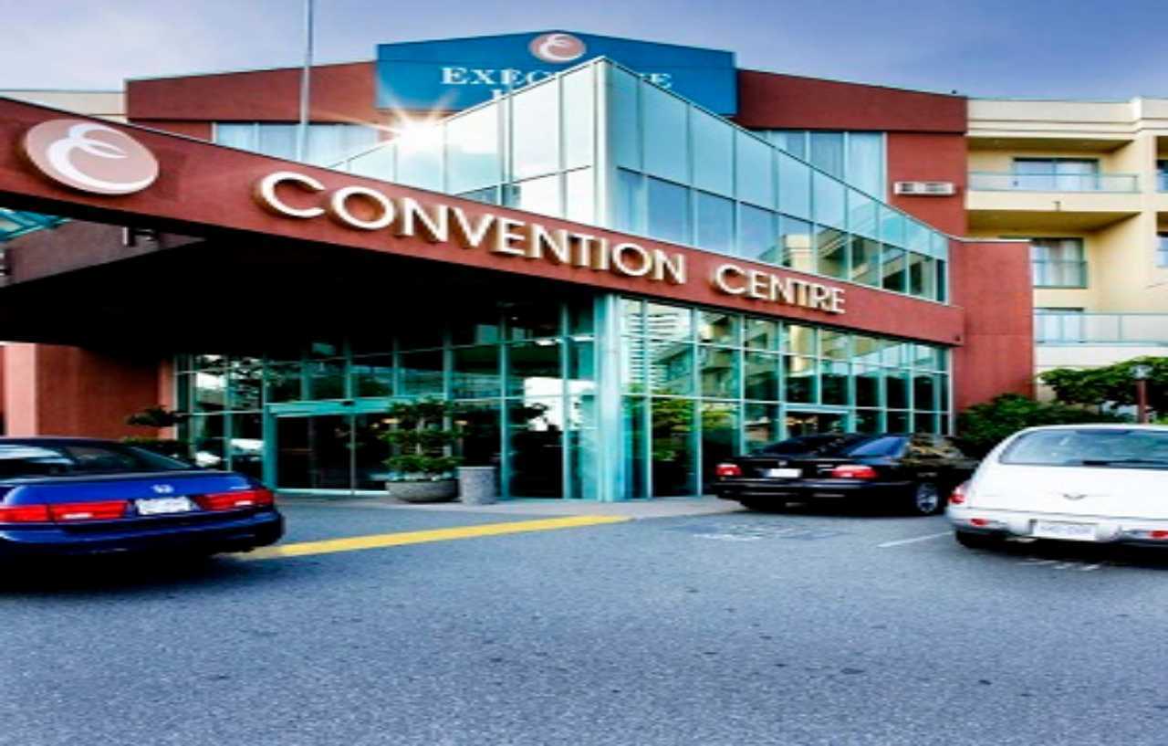 Executive Suites Hotel & Conference Center, Metro Vancouver Бернаби Экстерьер фото
